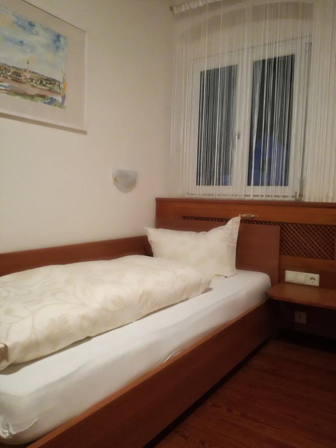 Gaststaette Peperoni Hotel Biberach an der Riss Luaran gambar